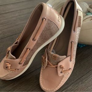 Worn Once!! Women’s Sperrys sparkle rose gold!!
